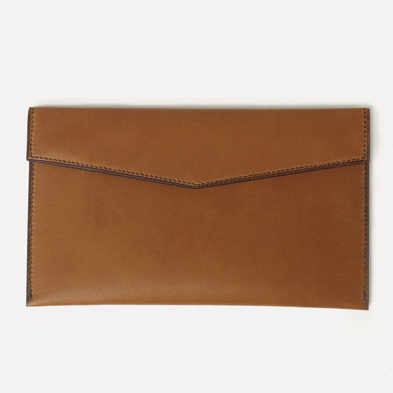 Déchargeur XL in gold calfskin, black kidskin lining