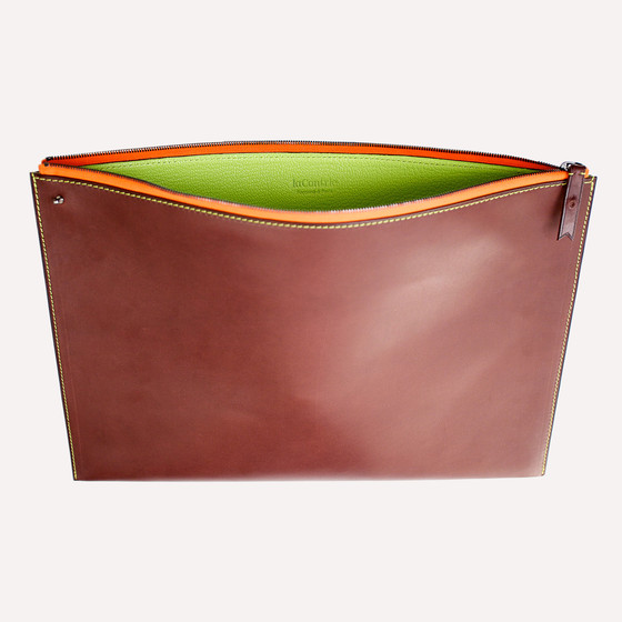 Pélican L, chocolate barenia calfskin, orange zipper